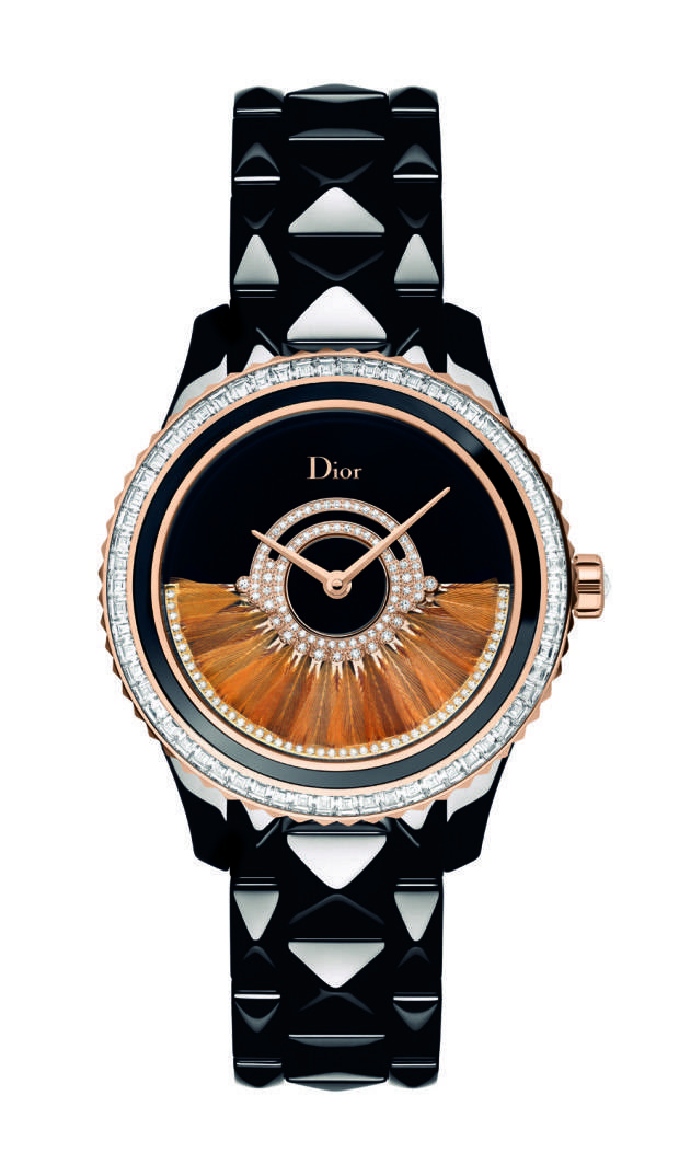 The rotor of the Dior VIII Grand Bal is set with gold feathers.