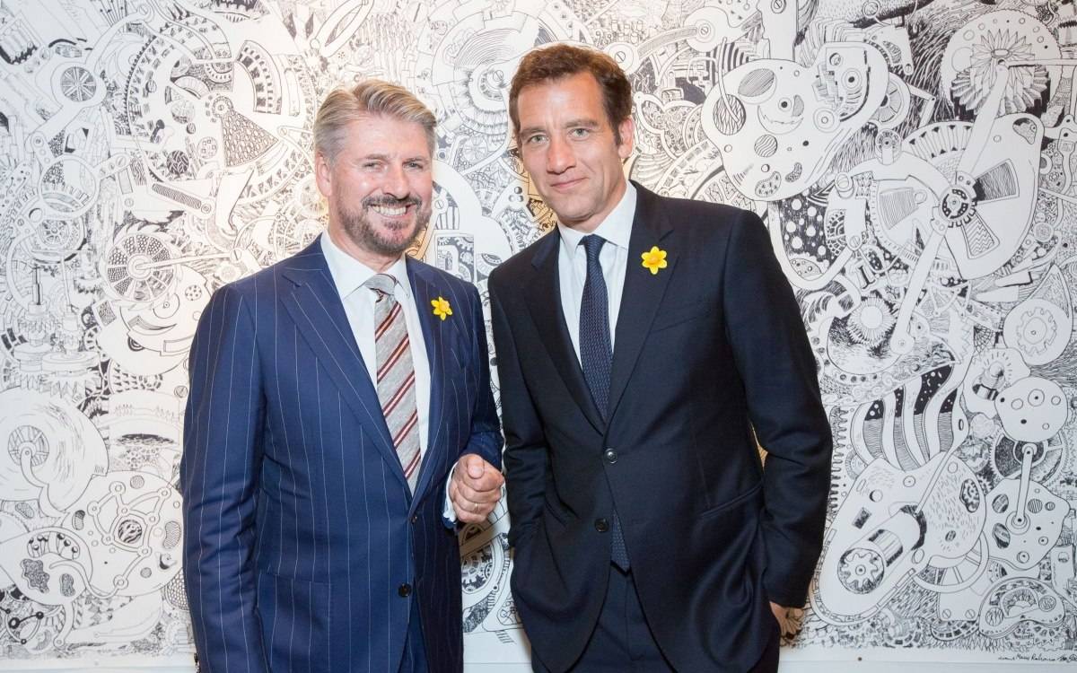 Janek_Deleskiewicz_and_Clive_Owen_at_Marie_Curie__Party_supported_by_Jaeger-LeCoultre_2014