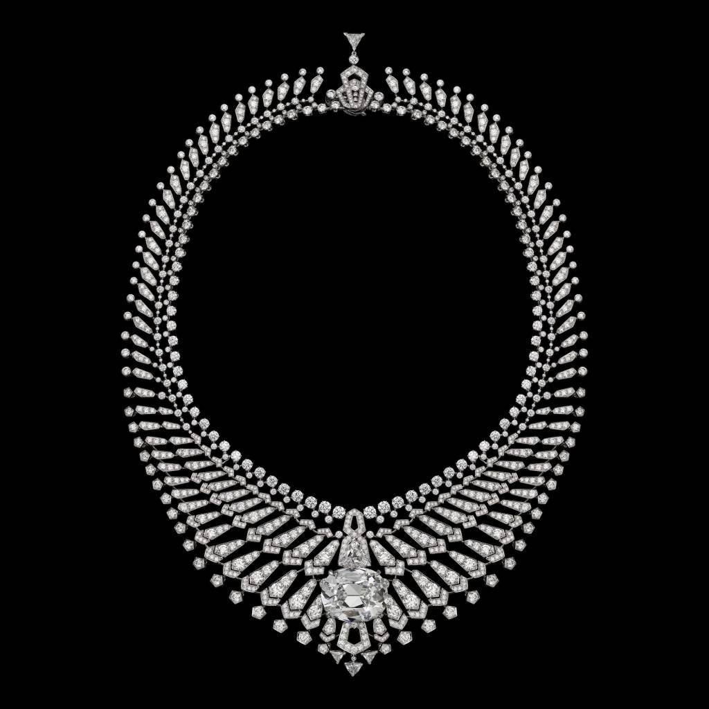 Cartier eponymous Etourdissant necklace