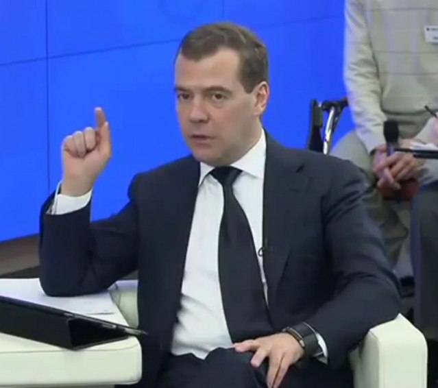 Celebrity Corner: Russian President Dmitry Medvedev is wearing an HD3 Slyde