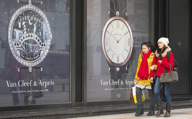 Swiss Watchmakers See Shares Tumble As China Announces Ban On Luxury Gift Ads
