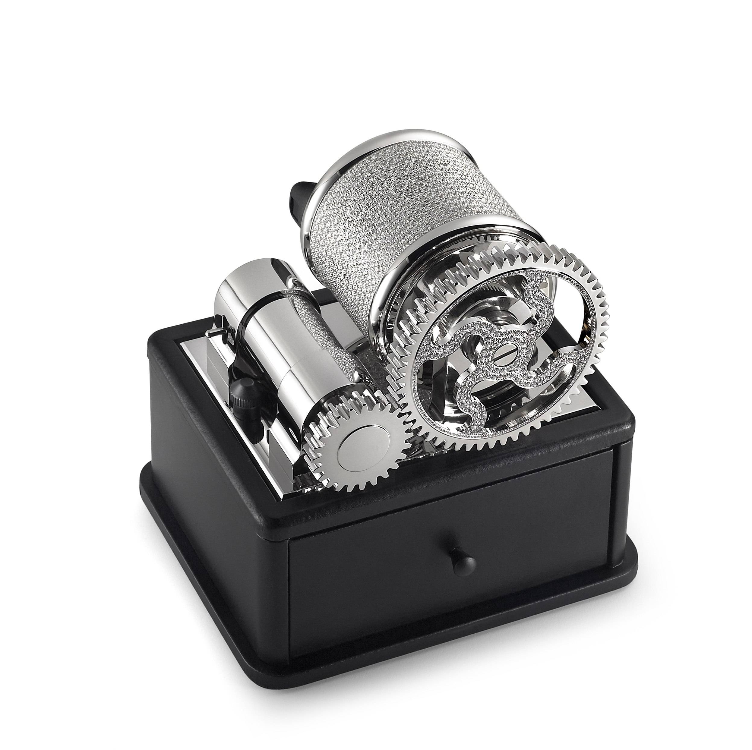 Why You Need a Watch Winder – With Diamonds