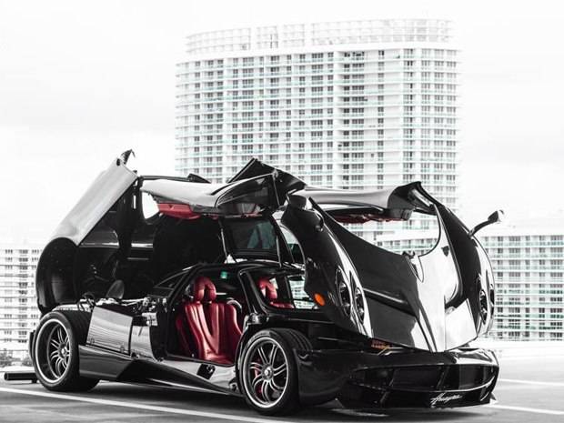 Haute Auto: Pagani Huayra Supercar at the Festivals of Speed Orlando