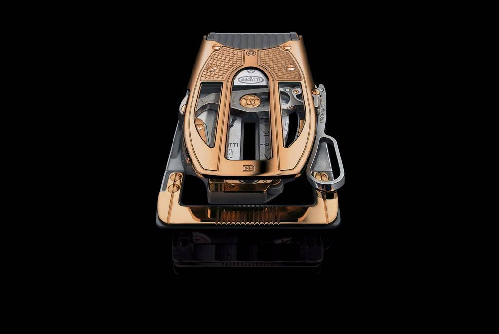 Close Up: Roland Iten Calibre R22 MK I Bugatti Buckle