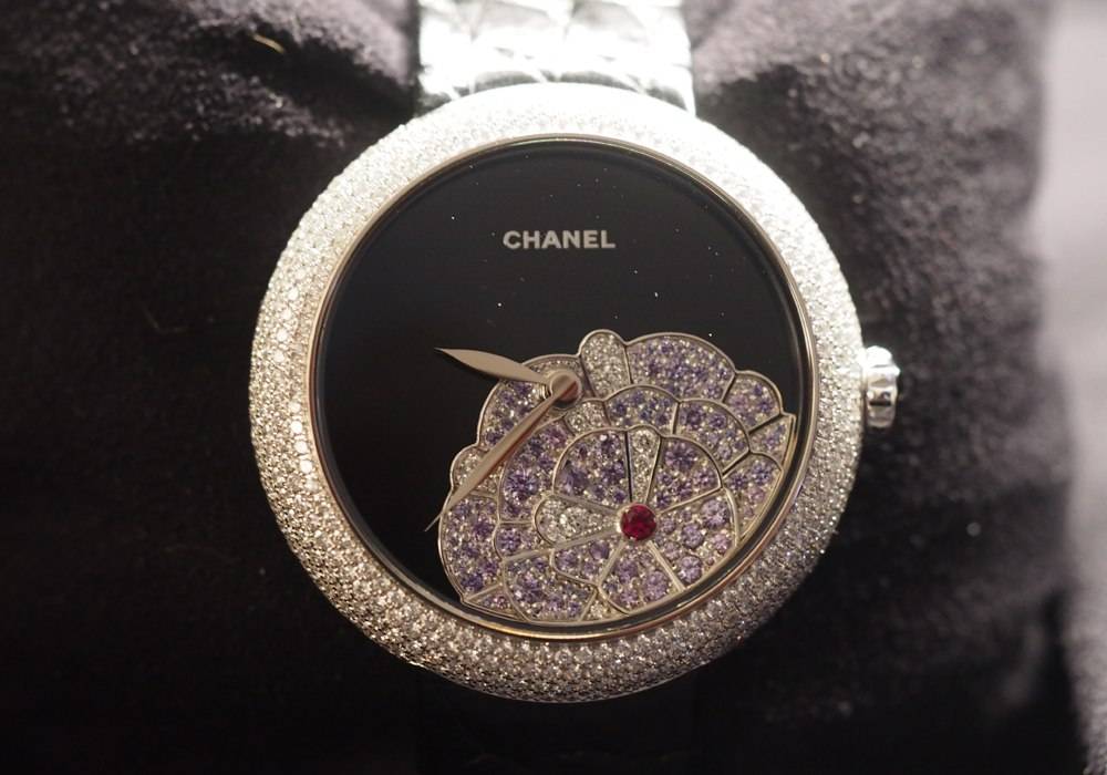 Haute Time’s Ladies Watch of the Week:  Chanel Mademoiselle Privé Camelia Origami