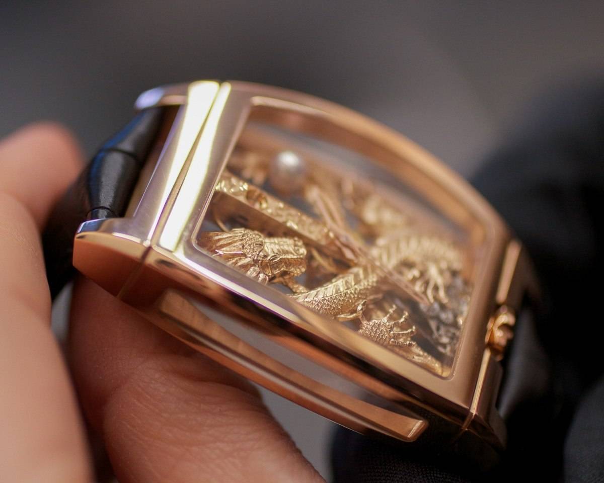 Haute Man: Hands-On With The Corum Golden Bridge Dragon (Live Pics, Specs, and Pricing…)