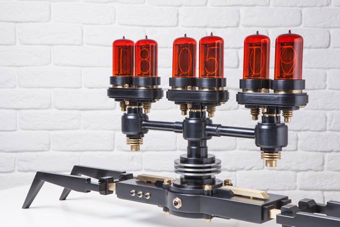 Frank Buchwald’s Nixie Machine Clock Is A Retro-Futuristic Marvel