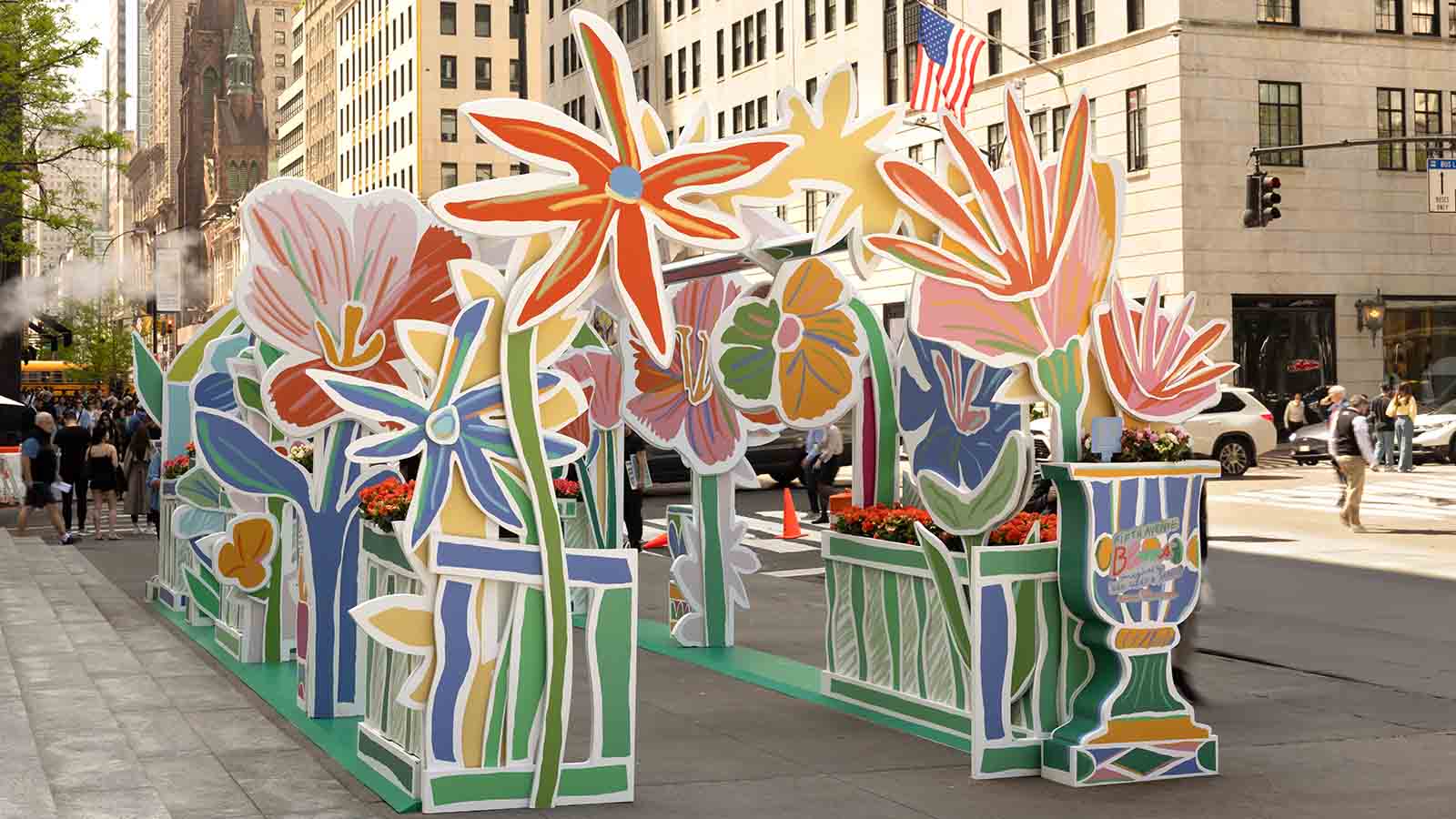 The Van Cleef & Arpels “Fifth Avenue Blooms” Return To New York