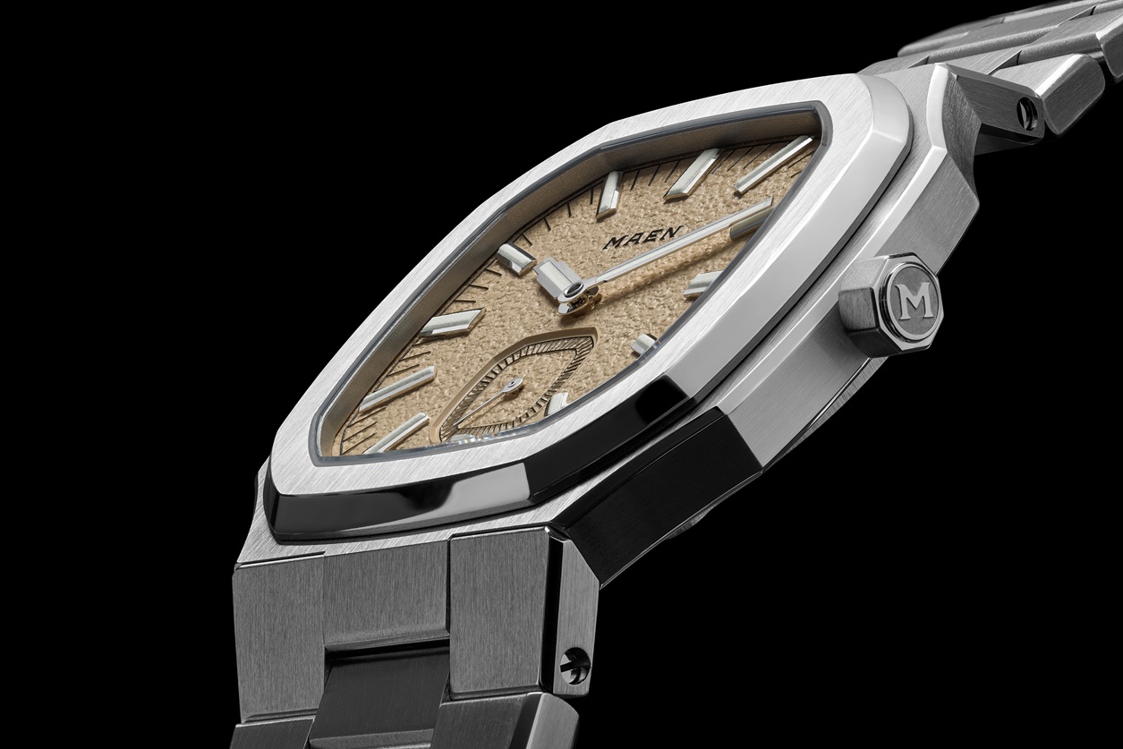 Moonstruck in the Netherlands: Why Everyone’s Talking About Maen Watches