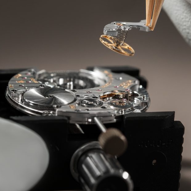 Vacheron Constantin Elevates the Overseas Collection, Honors Ancient Empires, and Unveils a Pièce Unique Minute Repeater