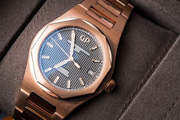 Girard Perregaux Laureato’s Golden Jubilee Celebrations Continue With a New Enamel Dial and Steel Cases