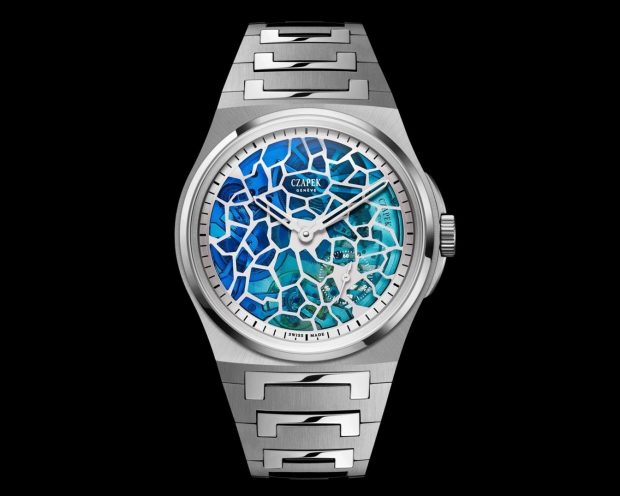 Your Concise Guide to Integrated Bracelet Watches