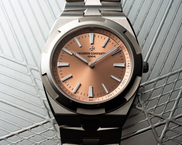 Your Concise Guide to Integrated Bracelet Watches