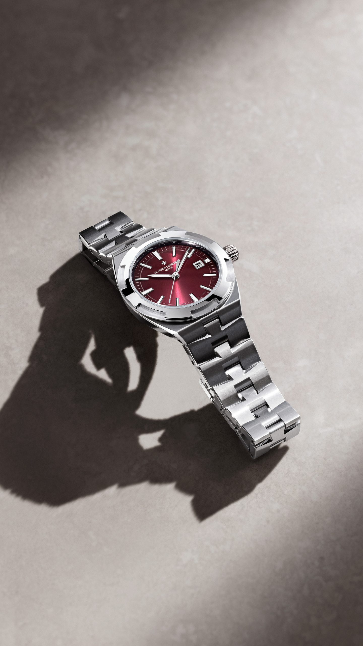 Vacheron Constantin Shrinks the Overseas to 34.5mm and Turns Up the Color