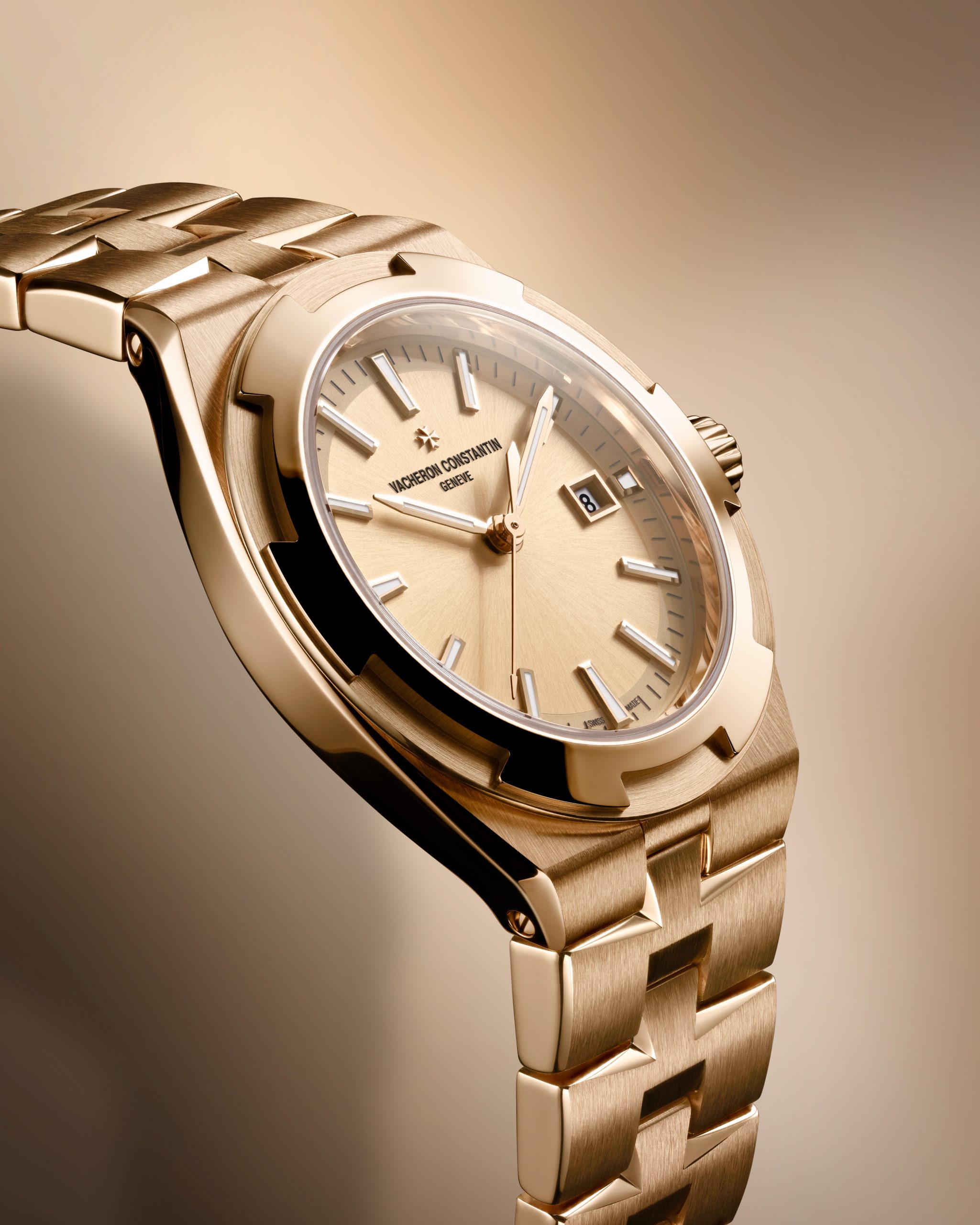 Vacheron Constantin Shrinks the Overseas to 34.5mm and Turns Up the Color